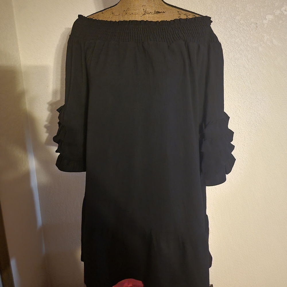 Black/XL/ Off the shoulder ruffle sleeves